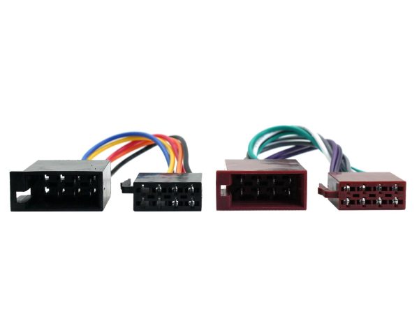 Connects2 CT20UV01 male-to-female ISO wiring loom