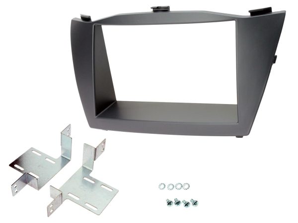 Connects2 CT24HY15 Black Double-DIN Fascia for Hyundai ix35