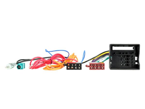 Connects2 CT20VW02 Quadlock-to-ISO harness with single-Fakra to DIN aerial adapter