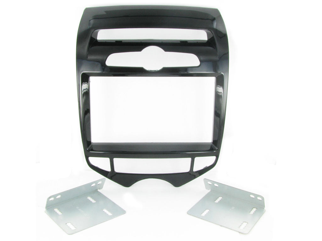 Connects2 CT23HY22 ix20 Double-DIN Fascia – Automatic A/C Only