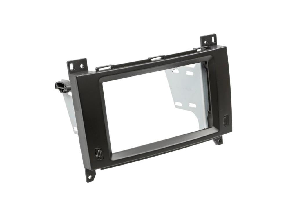 Connects2 CT23MB28 Black Mercedes Double-DIN Fascia