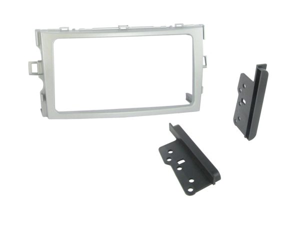 Connects2 CT23TY28 Silver Verso Double-DIN Fascia