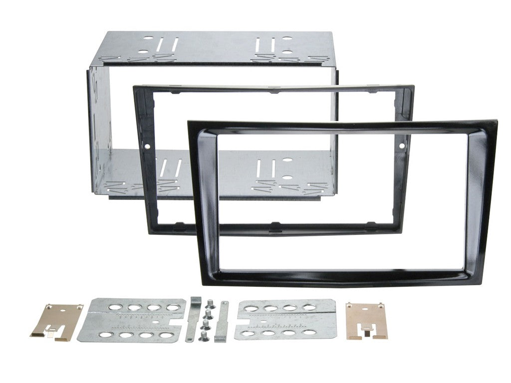 Connects2 CT23VX36 Piano-Black Vauxhall Double-DIN Fascia – Centre Crease