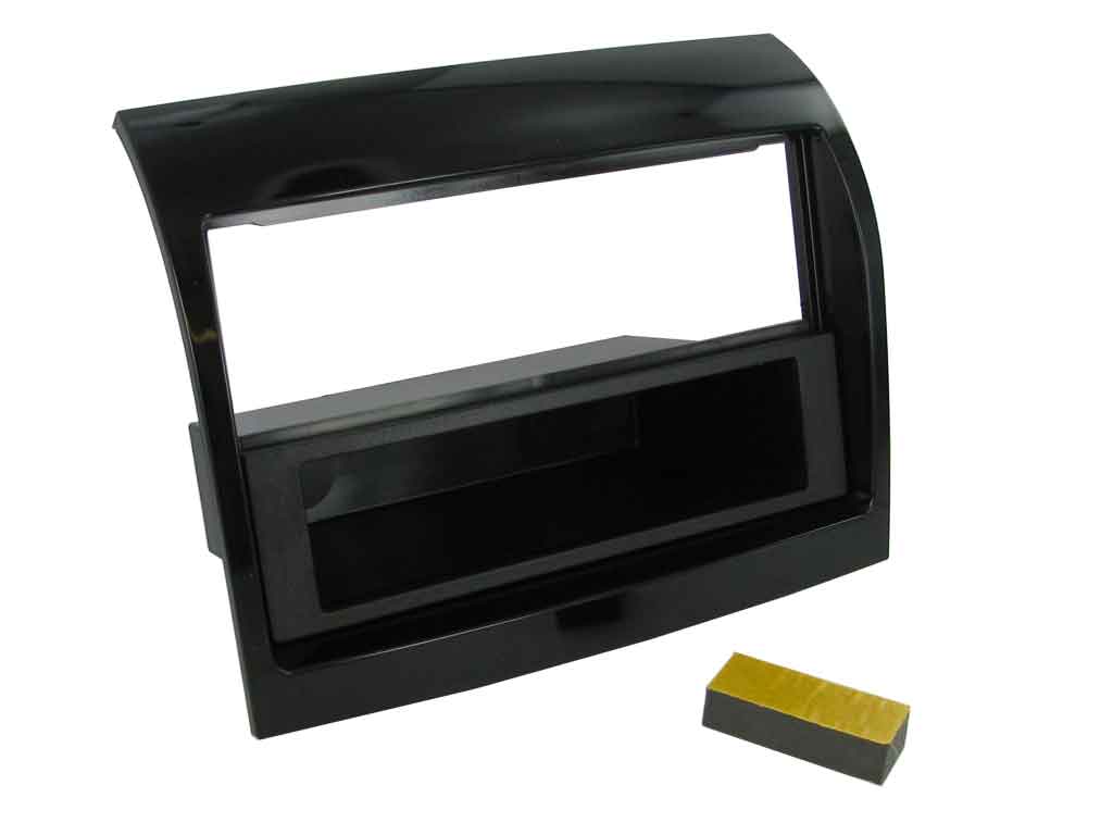 Connects2 CT24FT31 Fiat Ducato Single-DIN Fascia with Pocket — Gloss Black