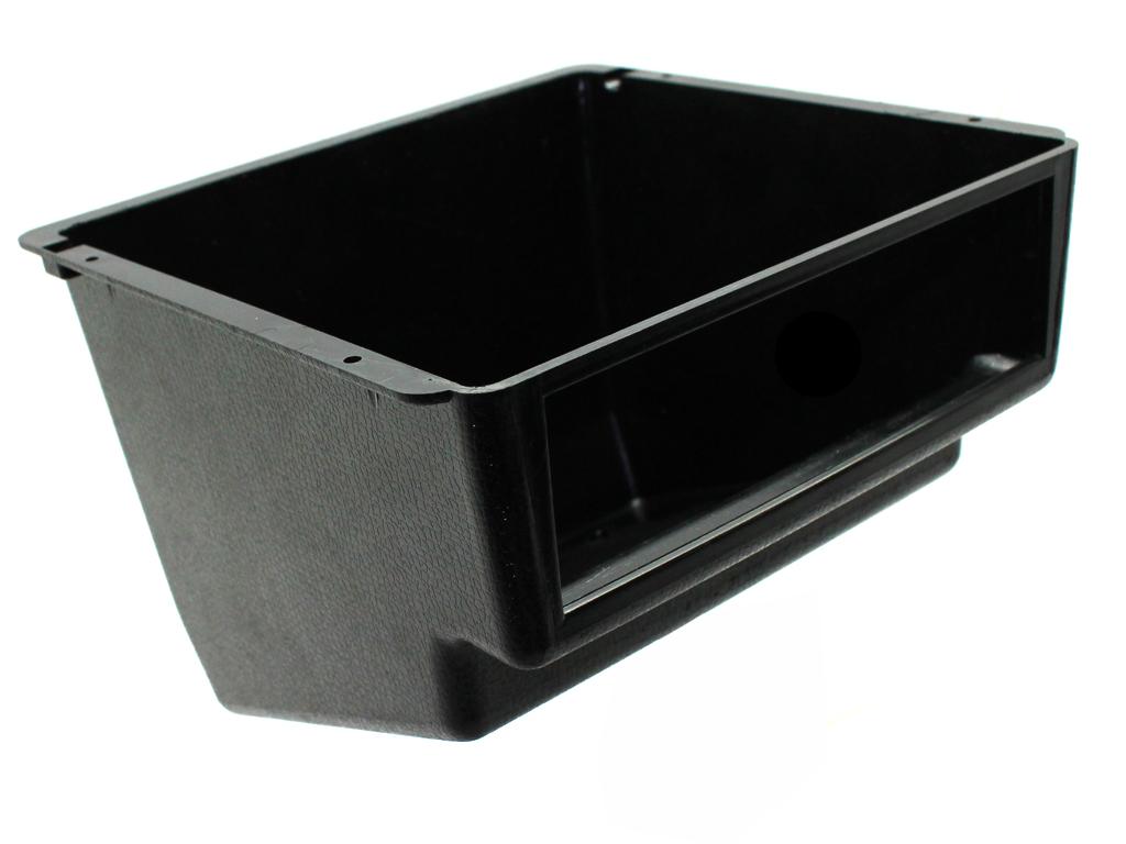Connects2 CT24UV31 Under-Dash Pocket with 130 mm Speaker Housing