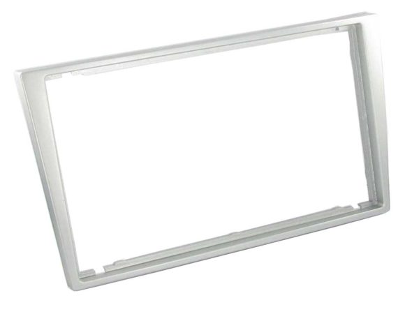 Connects2 CT24VX33 Gloss Silver Fascia Frame — Without Centre Crease