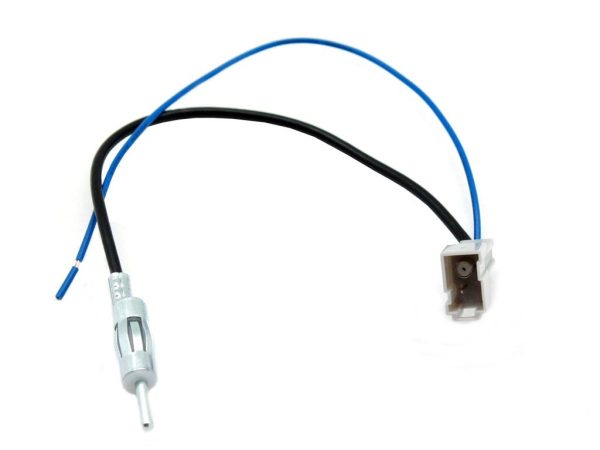 Connects2 CT27AA71 Honda to DIN Aerial Adapter with Phantom Power