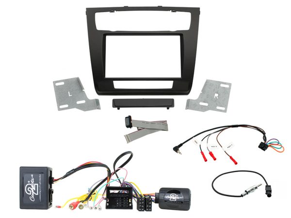 Connects2 CTKBM26 BMW 1 Series fitting kit with MOST amplifier retention