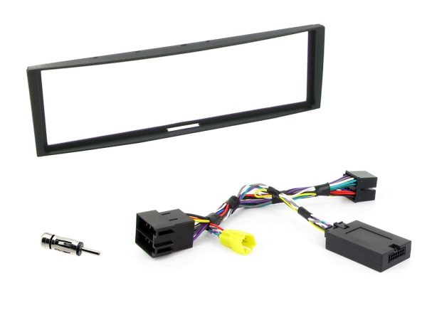 Connects2 CTKRT04 Renault Clio and Modus Single-DIN Installation Kit — Black